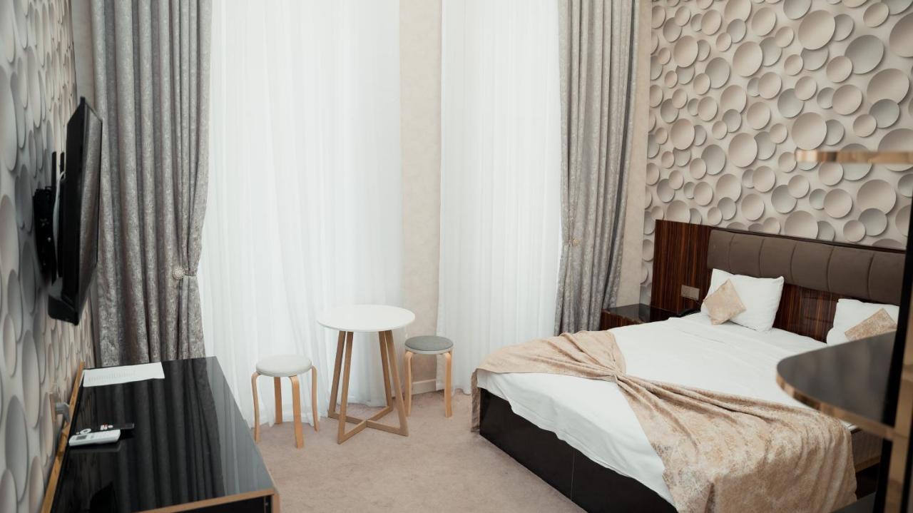 Dionis Baku Hotel Екстериор снимка